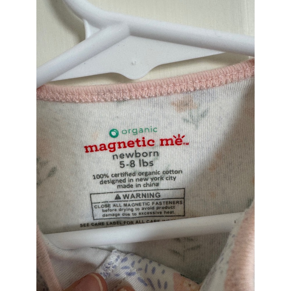 Magnetic Me white floral footie size newborn (5-8 lbs) - Picture 6 of 8